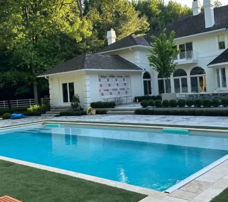 Inground pool builders Morris County, NJ, luxury swimming pool